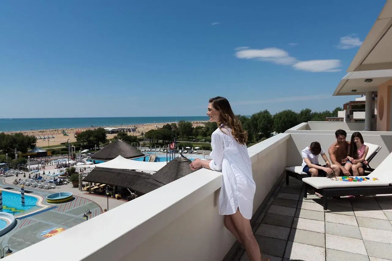 Hotel Aparthotel Holiday Bibione