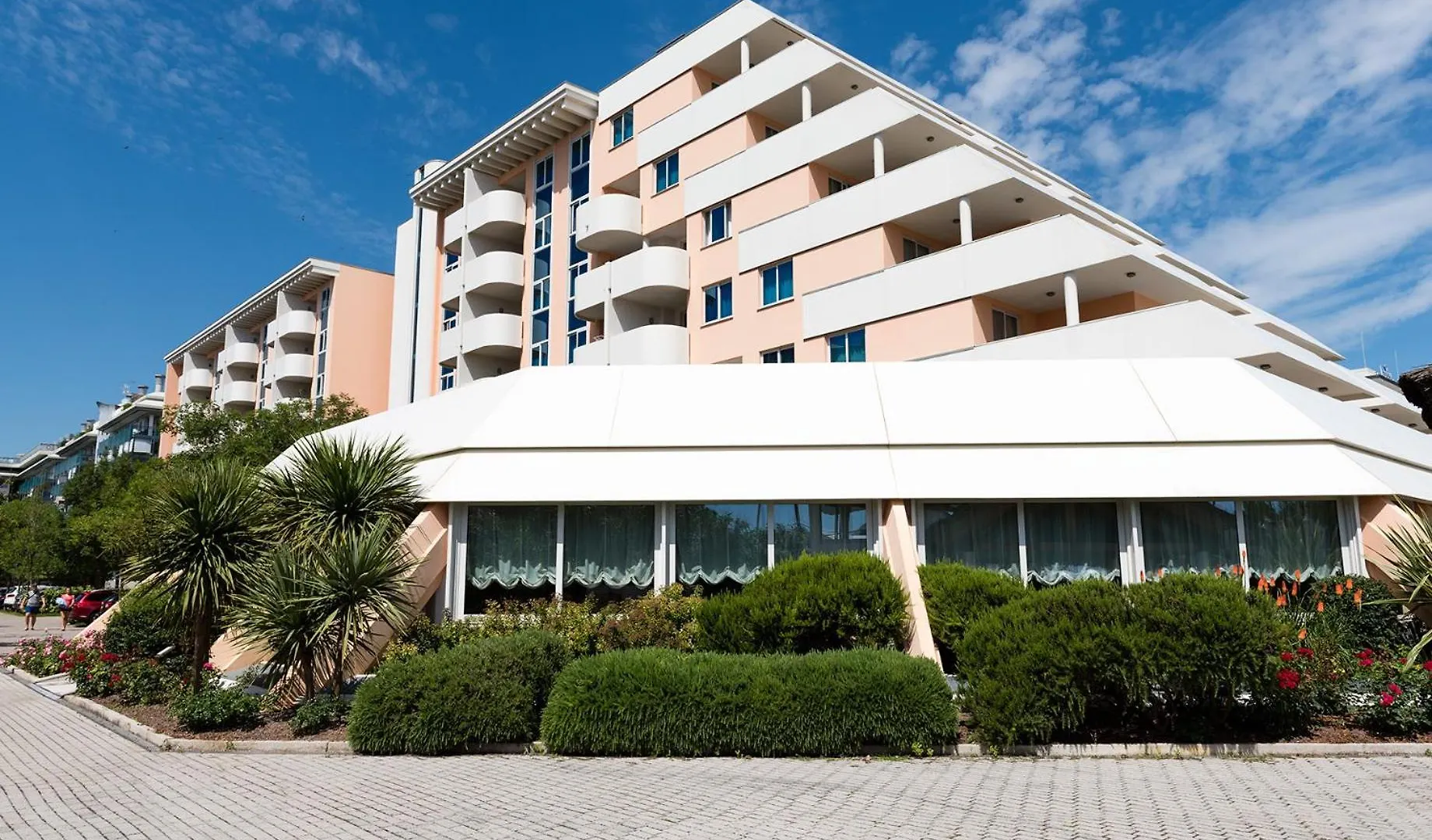 Aparthotel Holiday Bibione Szálloda