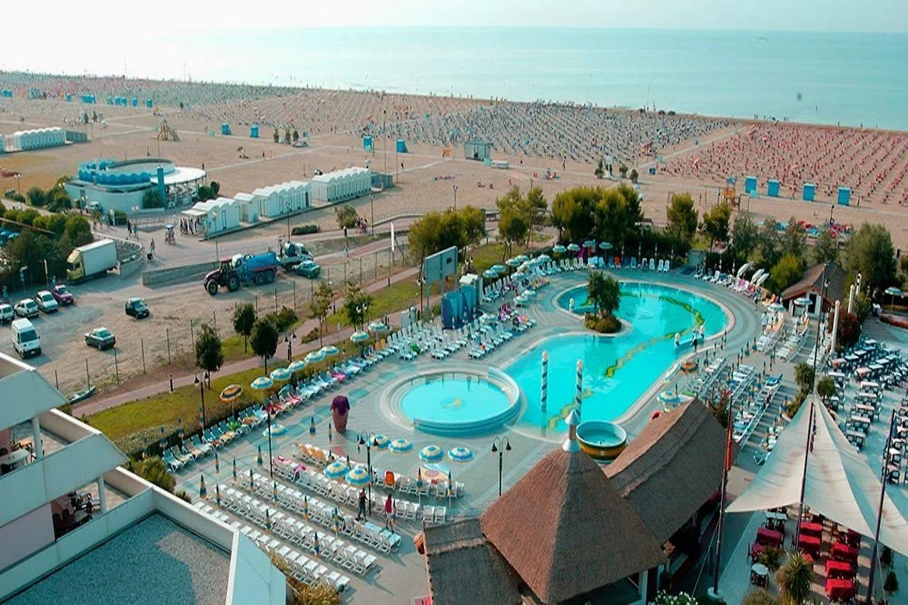 Szálloda Aparthotel Holiday Bibione