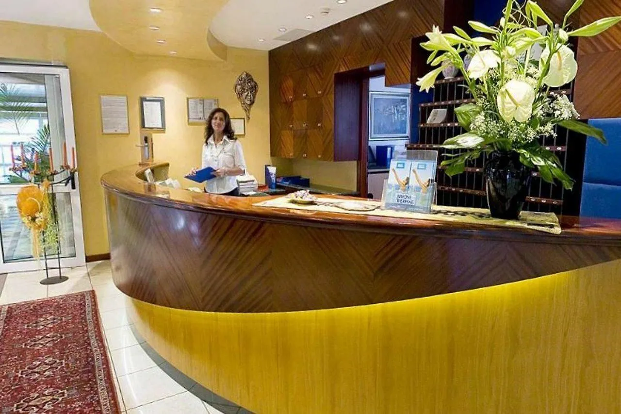 Aparthotel Holiday Bibione Szálloda