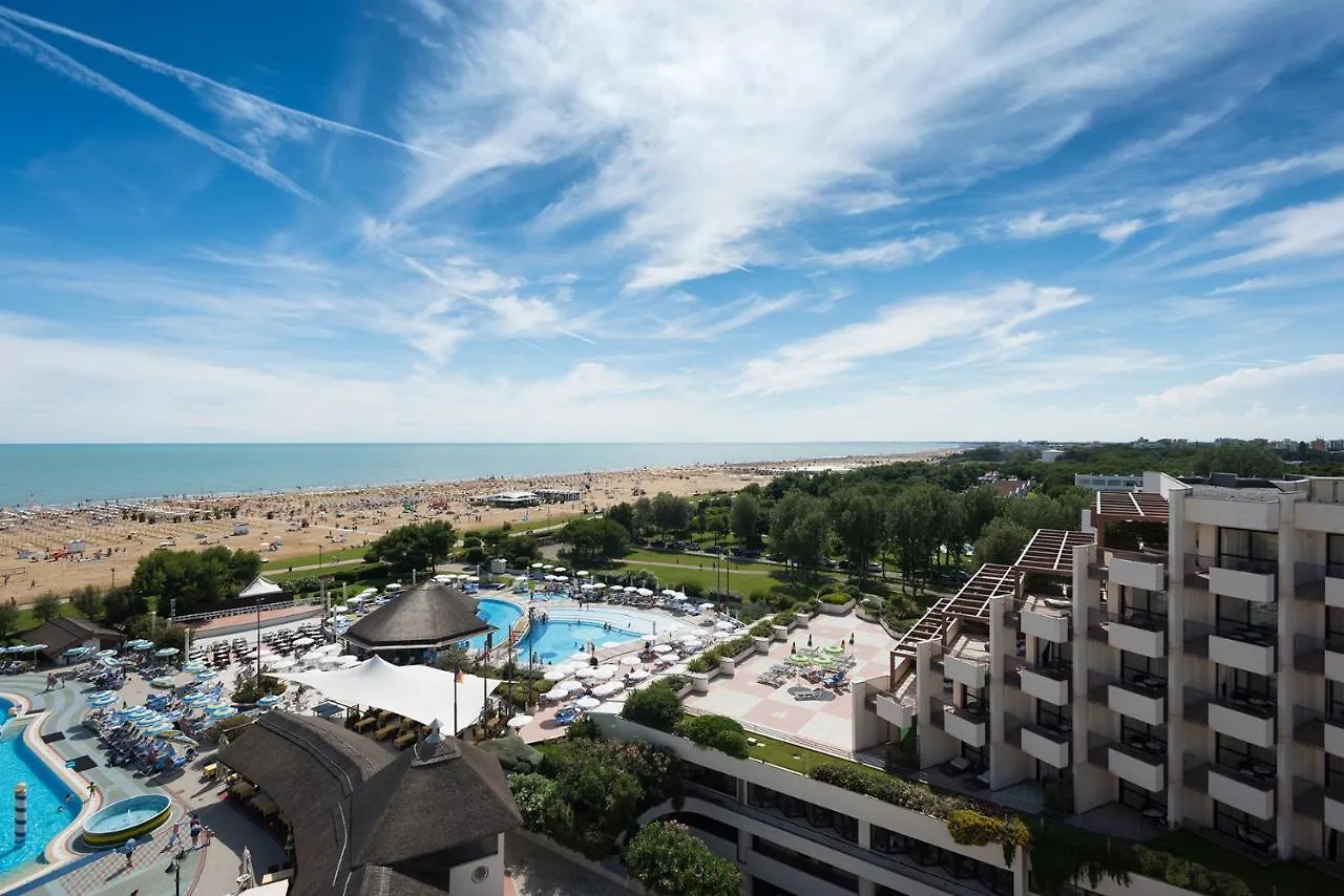 Hotel Aparthotel Holiday Bibione