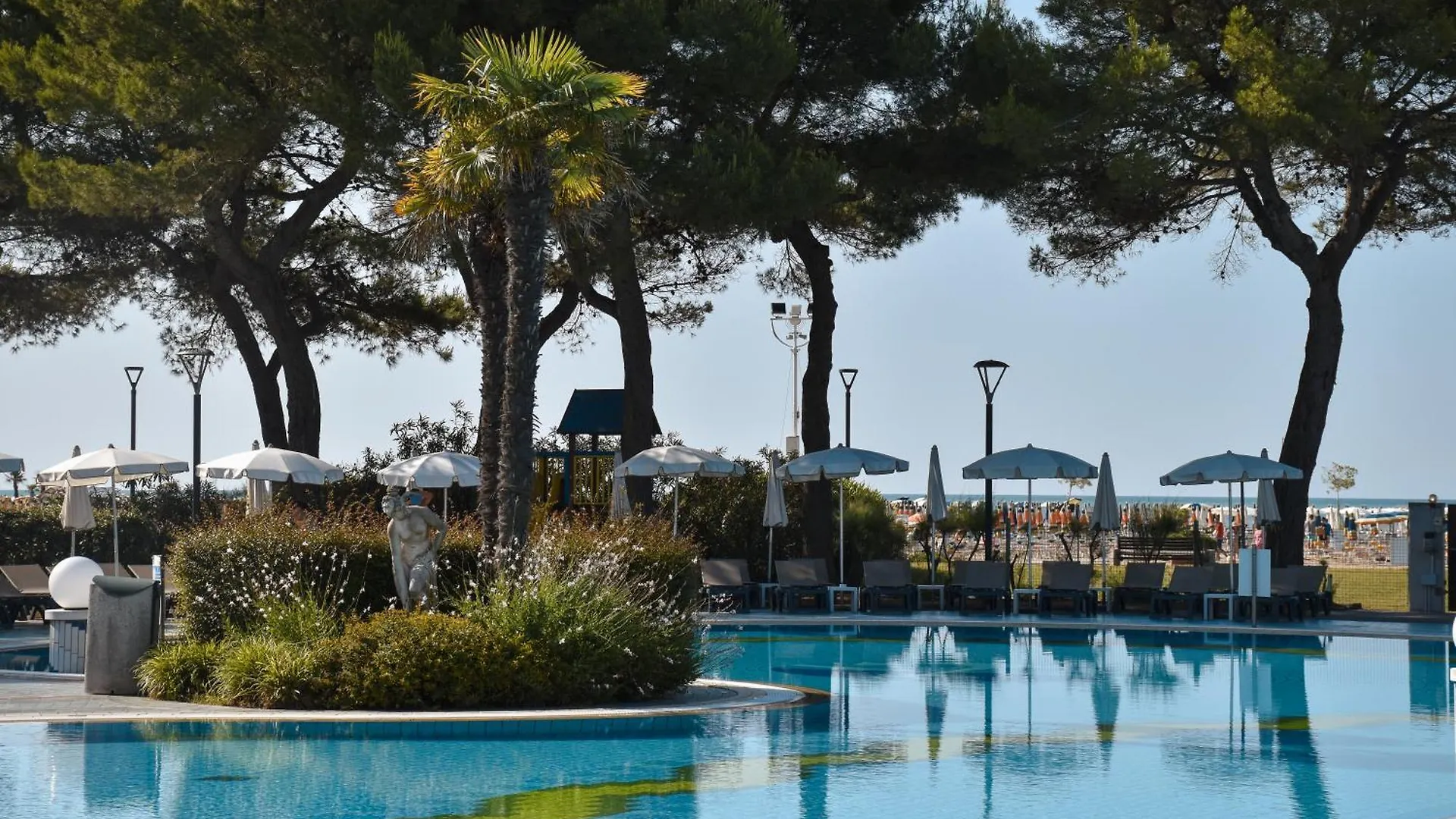 Aparthotel Holiday Bibione 4*,